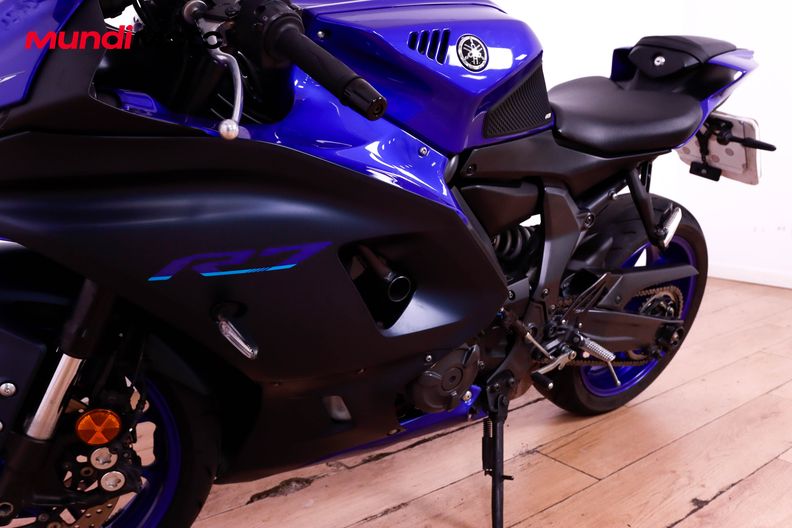 Motorbike image 8