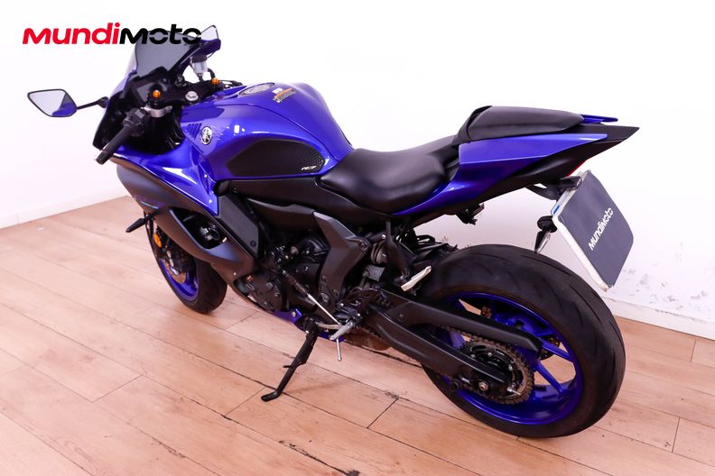 Motorbike image 6