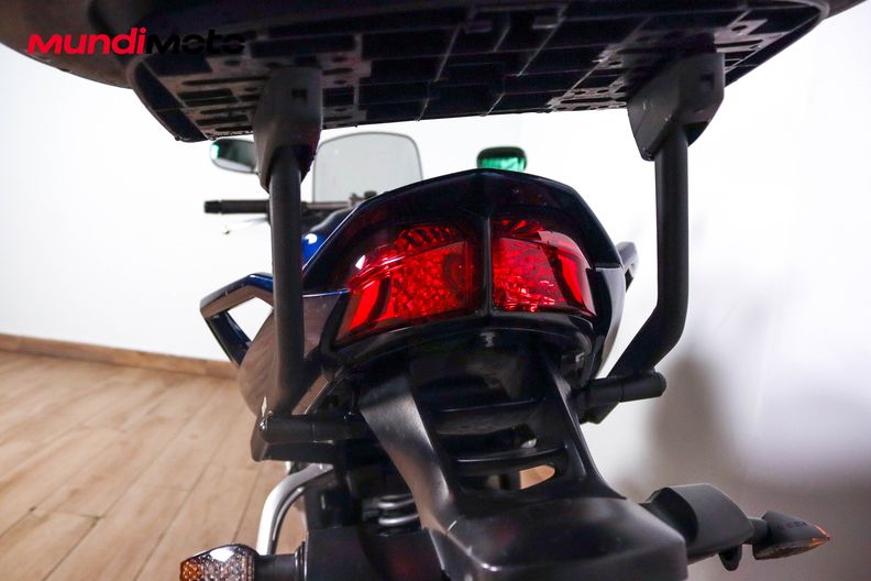 Motorbike image 9