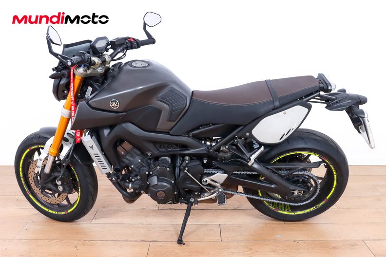 Motorbike image 5