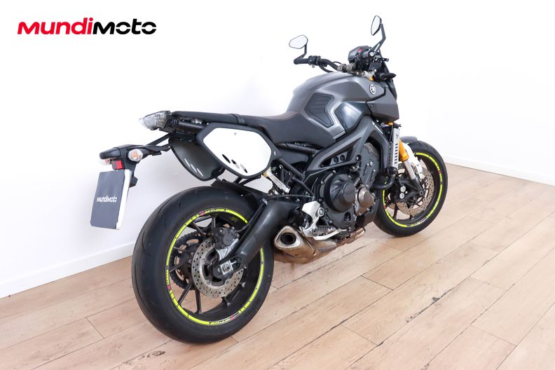 Motorbike image 2