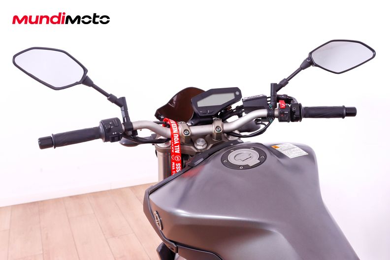 Motorbike image 10