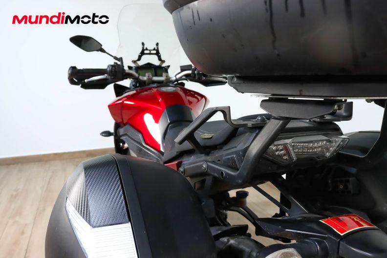 Motorbike image 9