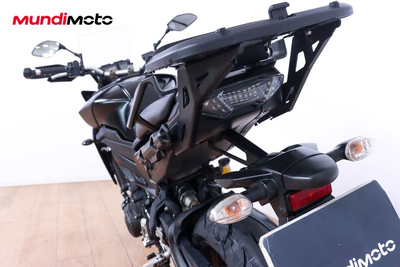 Motorbike image 9