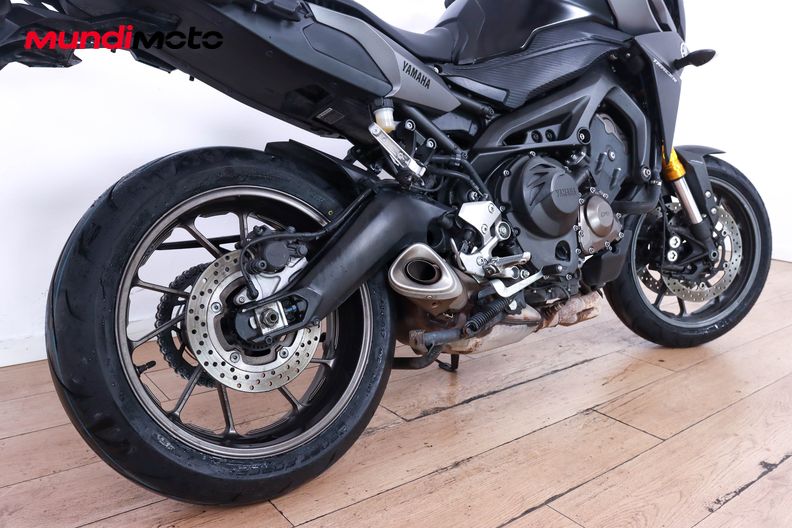 Motorbike image 3