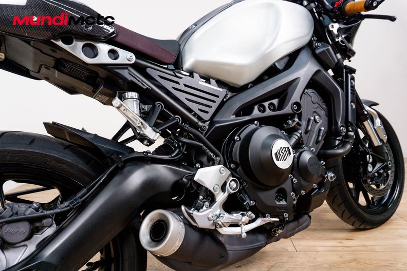 Motorbike image 3