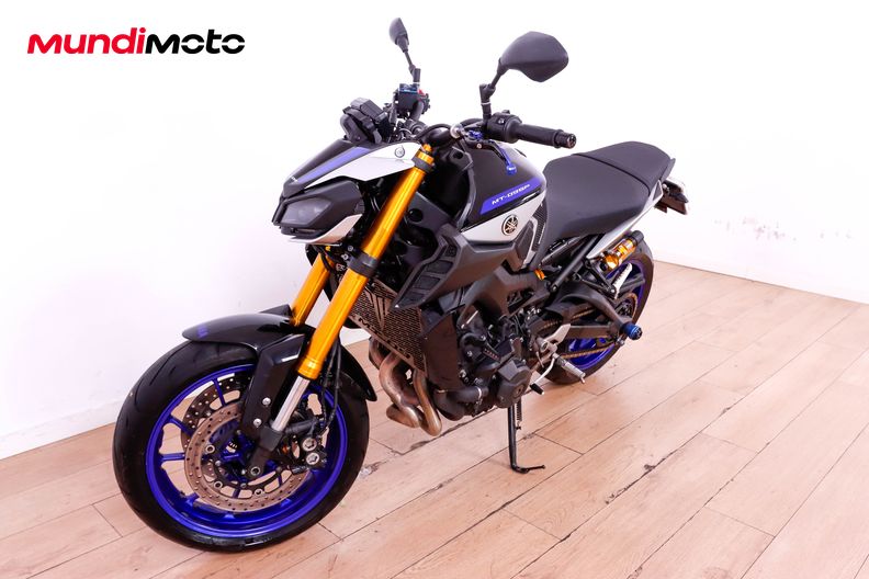 Motorbike image 7