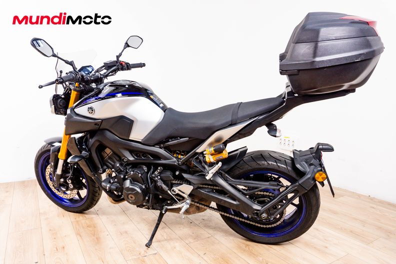 Motorbike image 7