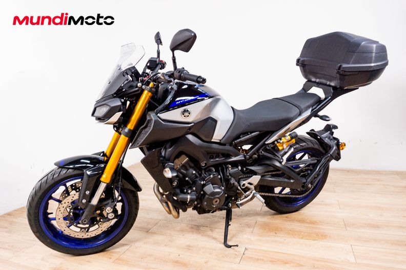 Motorbike image 6