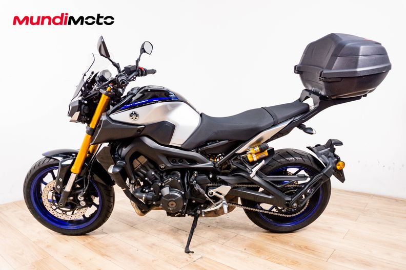 Motorbike image 5
