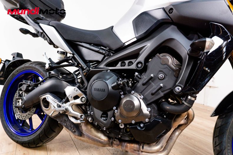 Motorbike image 4
