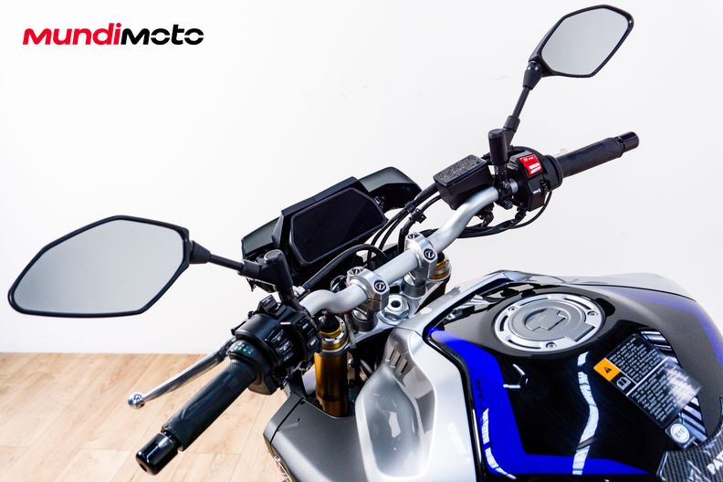 Motorbike image 10