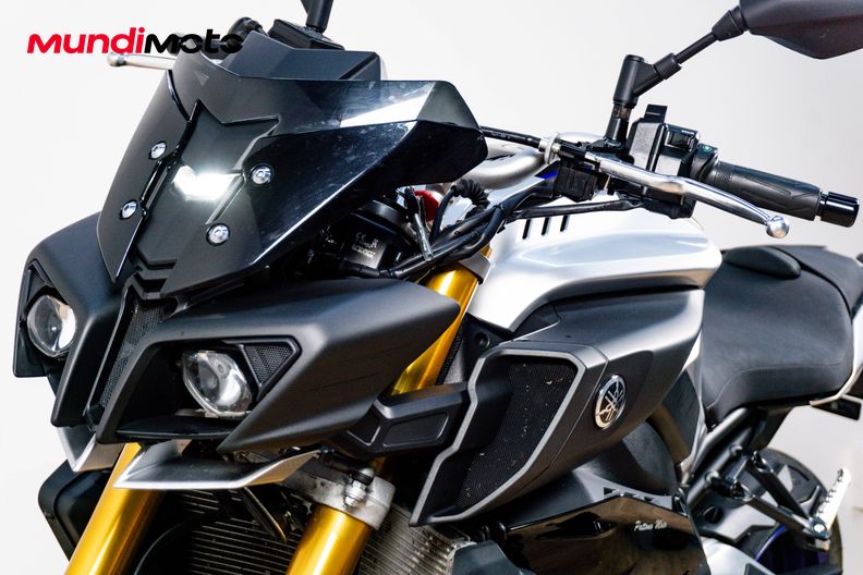 Motorbike image 12