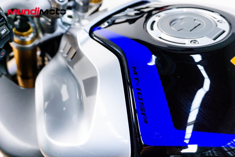 Motorbike image 13