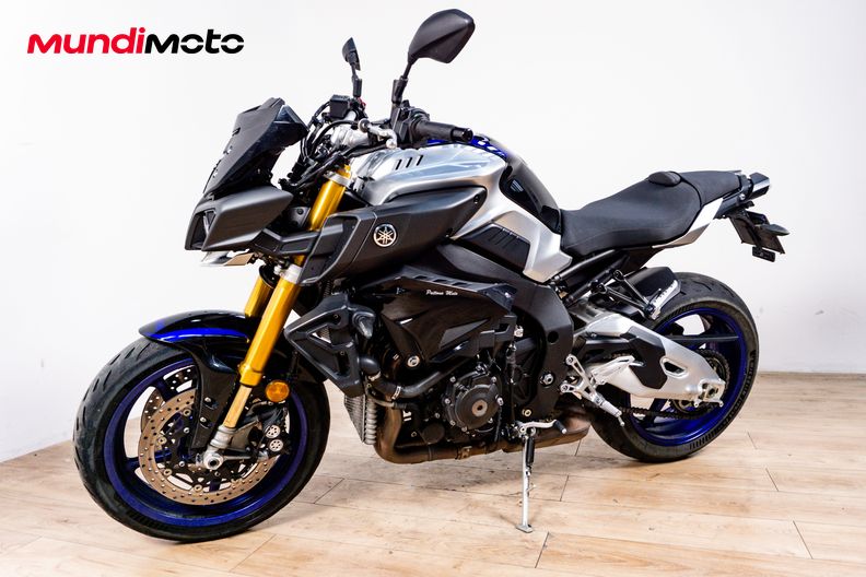 Motorbike image 6