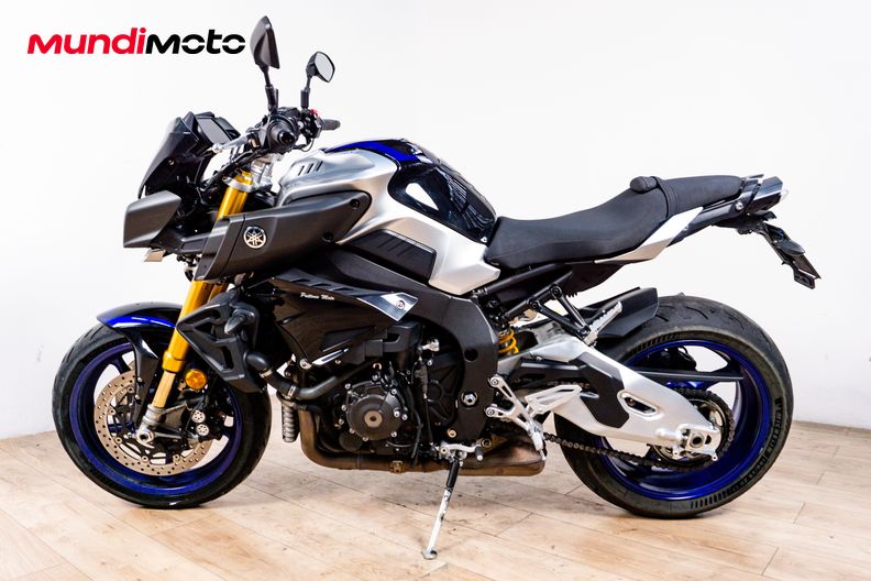 Motorbike image 5