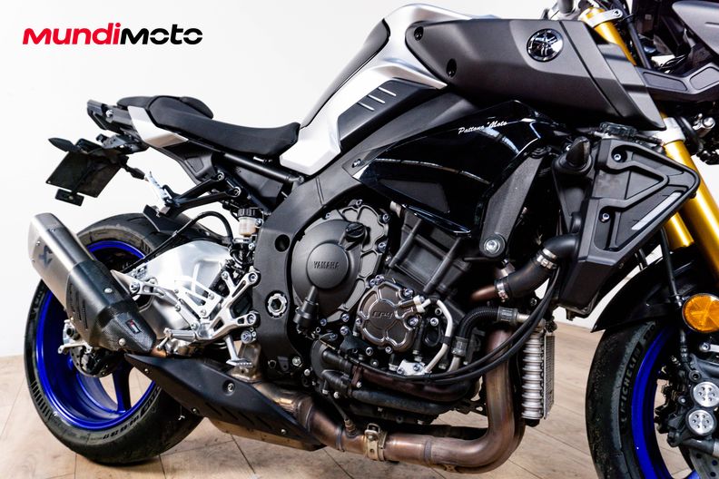Motorbike image 4