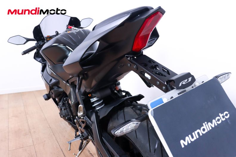 Motorbike image 9