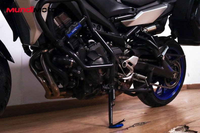 Motorbike image 8