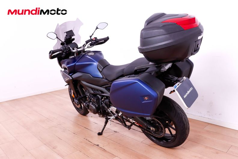 Motorbike image 6