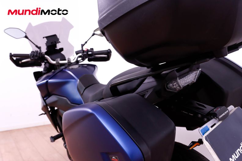 Motorbike image 9