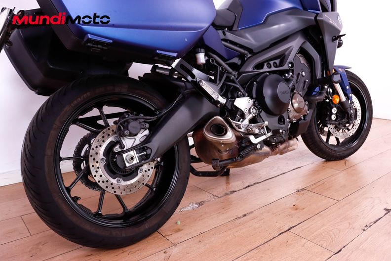 Motorbike image 3
