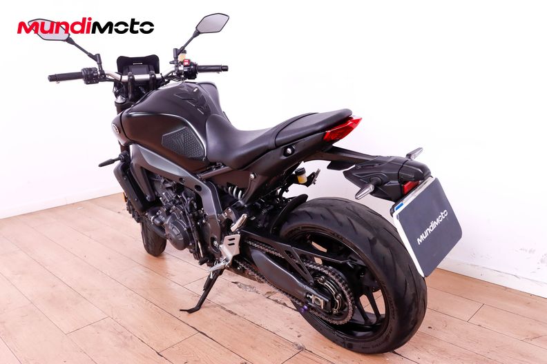 Motorbike image 6