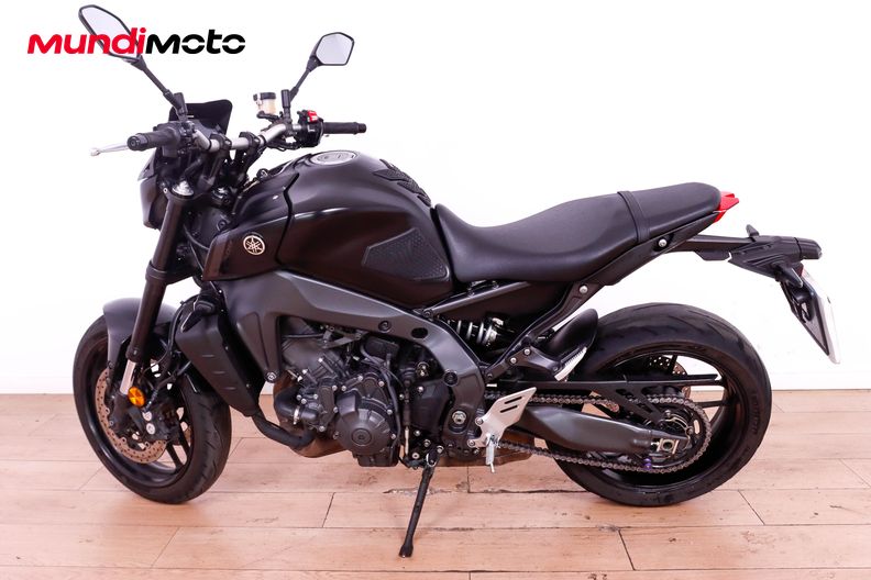 Motorbike image 5