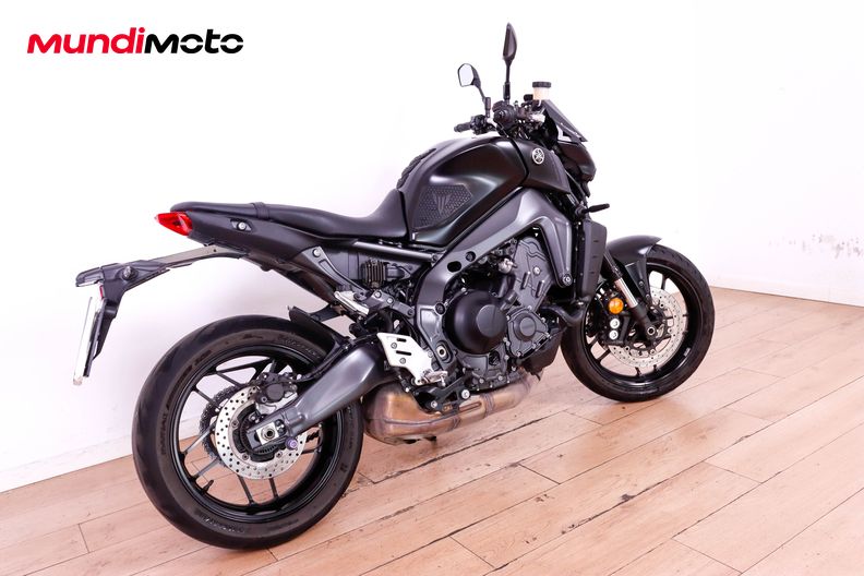 Motorbike image 2
