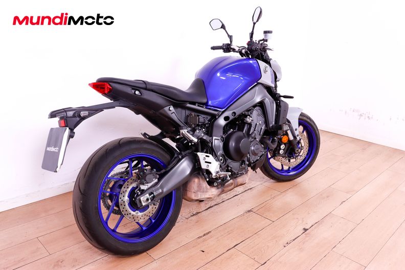 Motorbike image 2