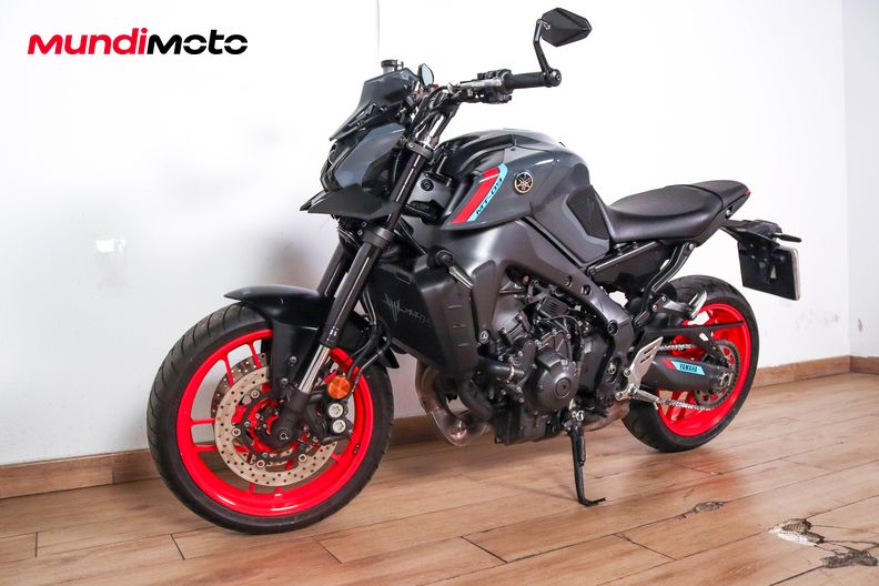 Motorbike image 7