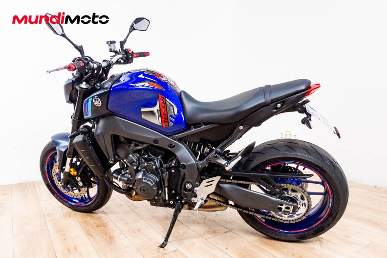 Motorbike image 7