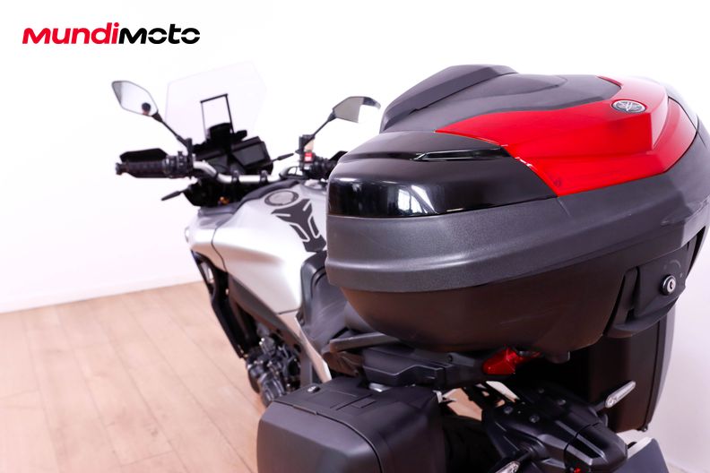 Motorbike image 9