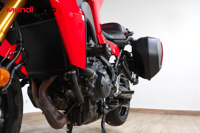 Motorbike image 8