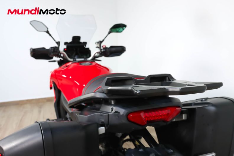 Motorbike image 9