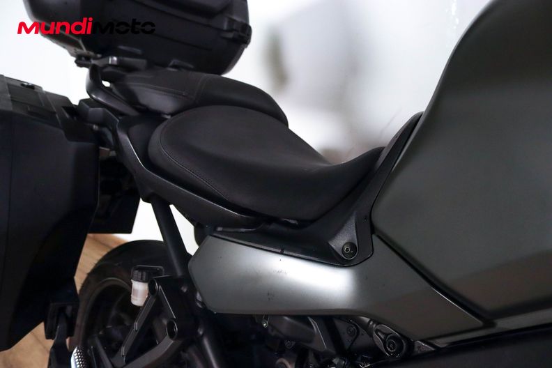 Motorbike image 13