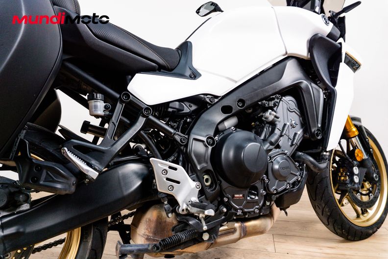 Motorbike image 3