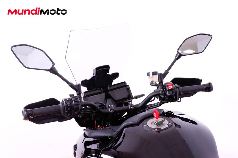 Motorbike image 10