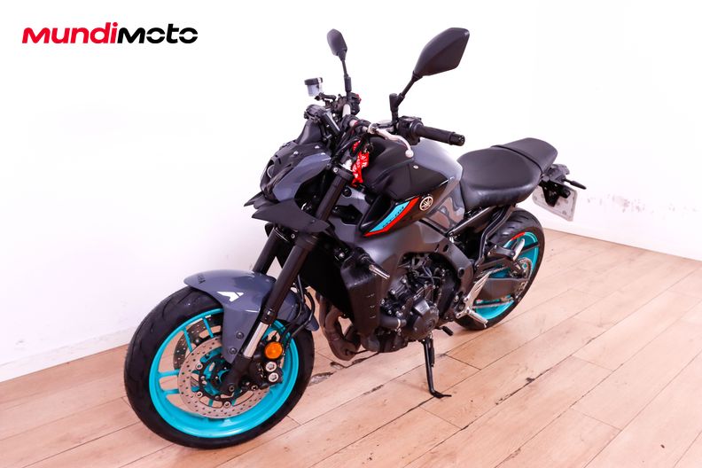 Motorbike image 7