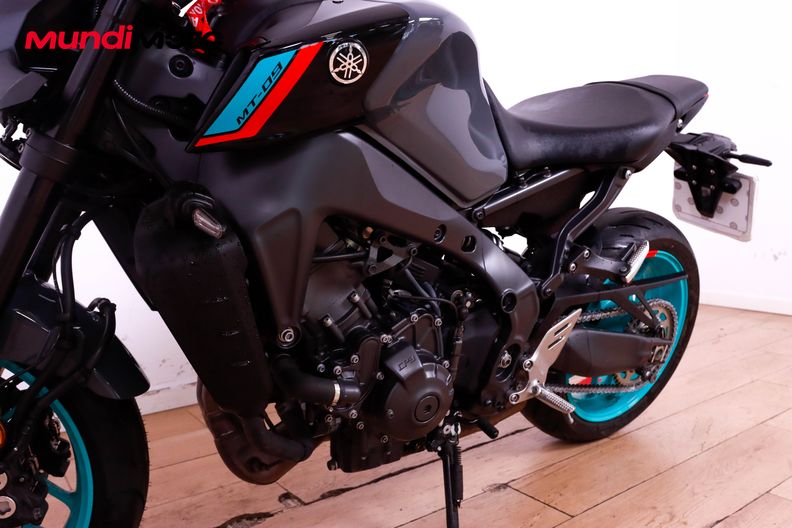 Motorbike image 8