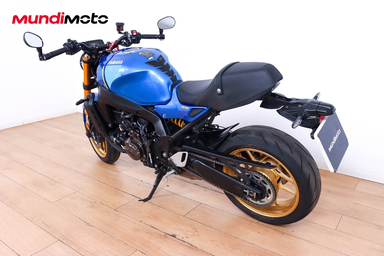 Motorbike image 6