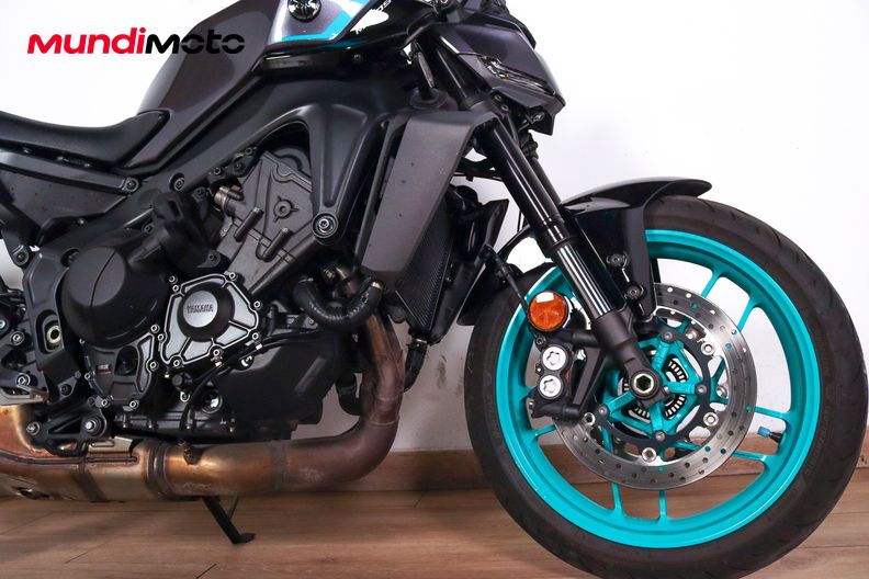 Motorbike image 12