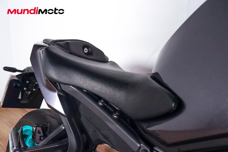 Motorbike image 13