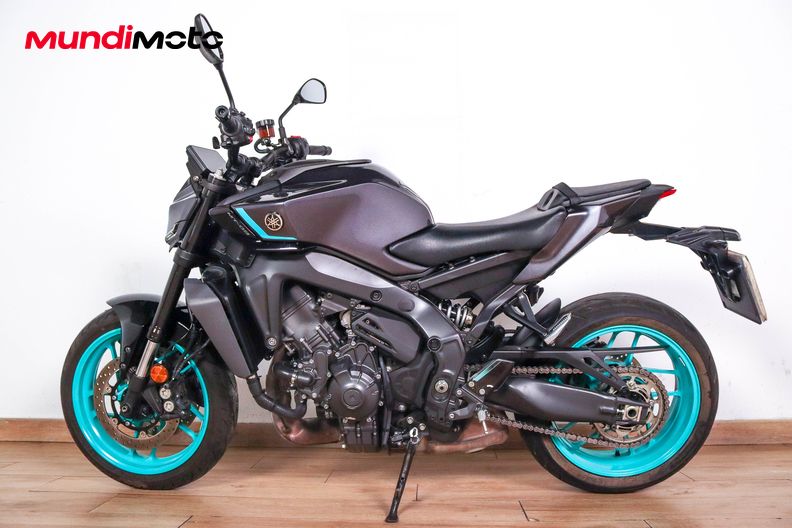 Motorbike image 5