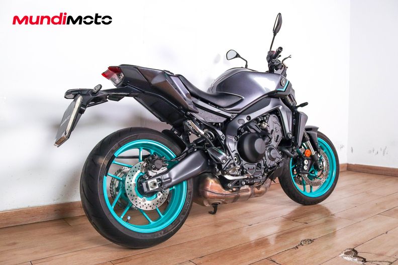 Motorbike image 2