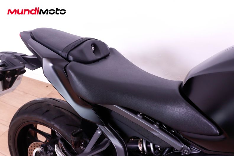 Motorbike image 13