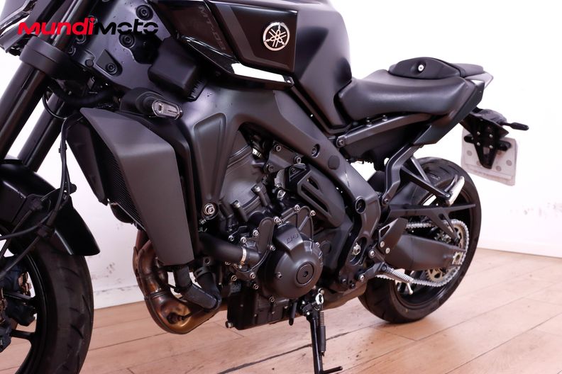 Motorbike image 8