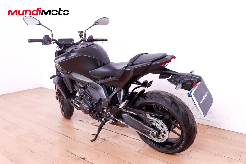 Motorbike image 6