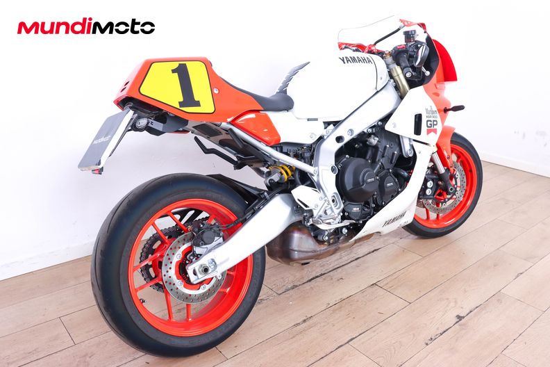 Motorbike image 2