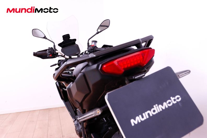 Motorbike image 9